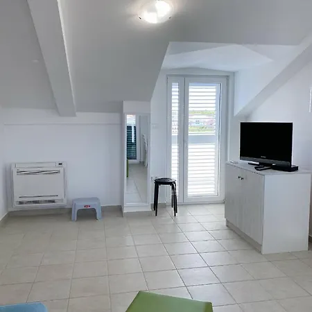 Apartmán Luminus Srima