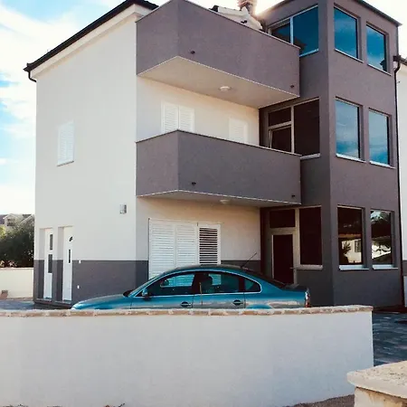 Apartmán Luminus Srima