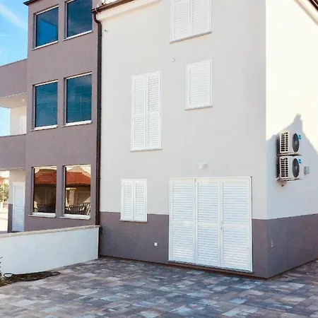 Luminus Apartmán *